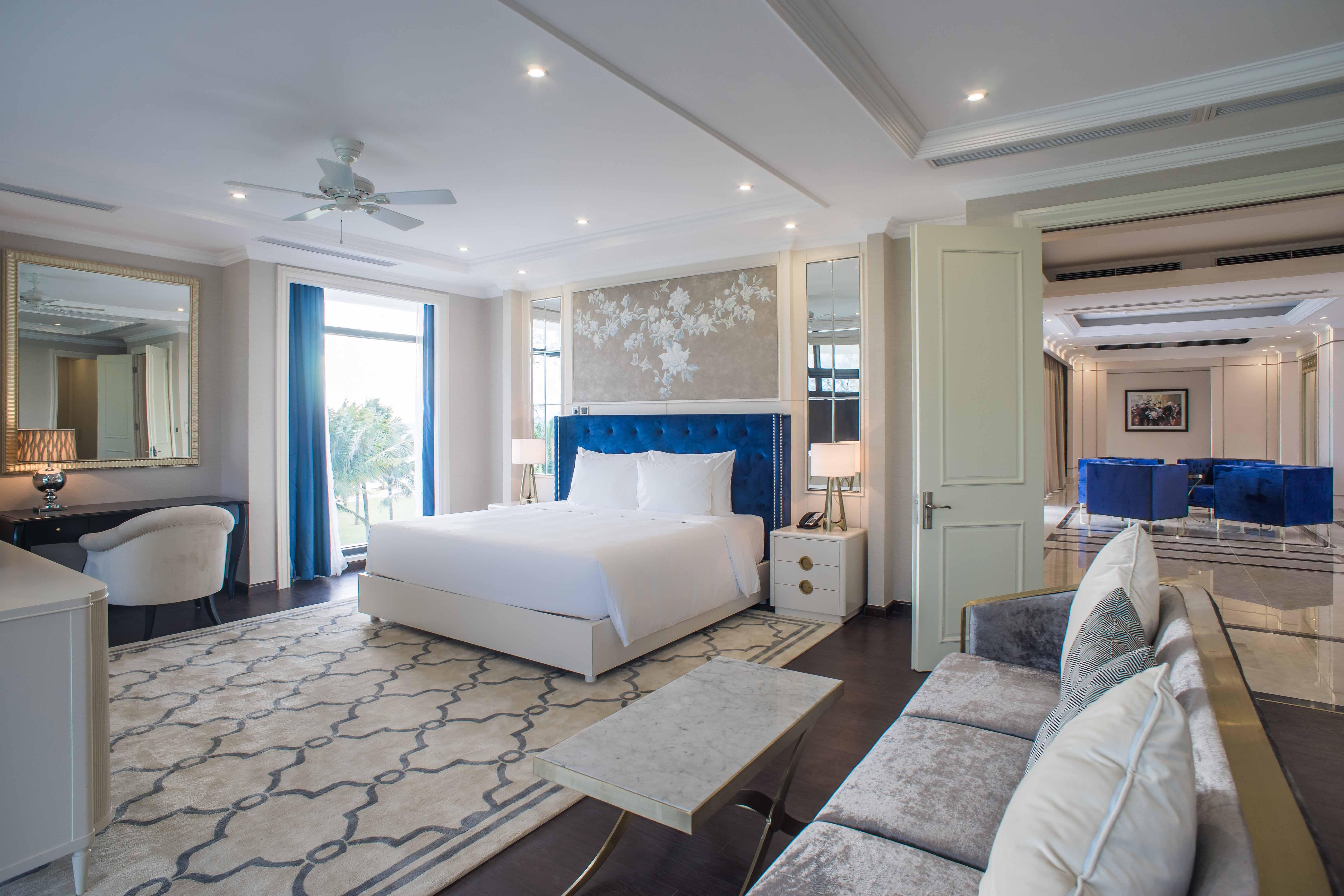 Radisson Blu Resort Phu Quoc Exterior photo A bedroom at the Taj Bengal