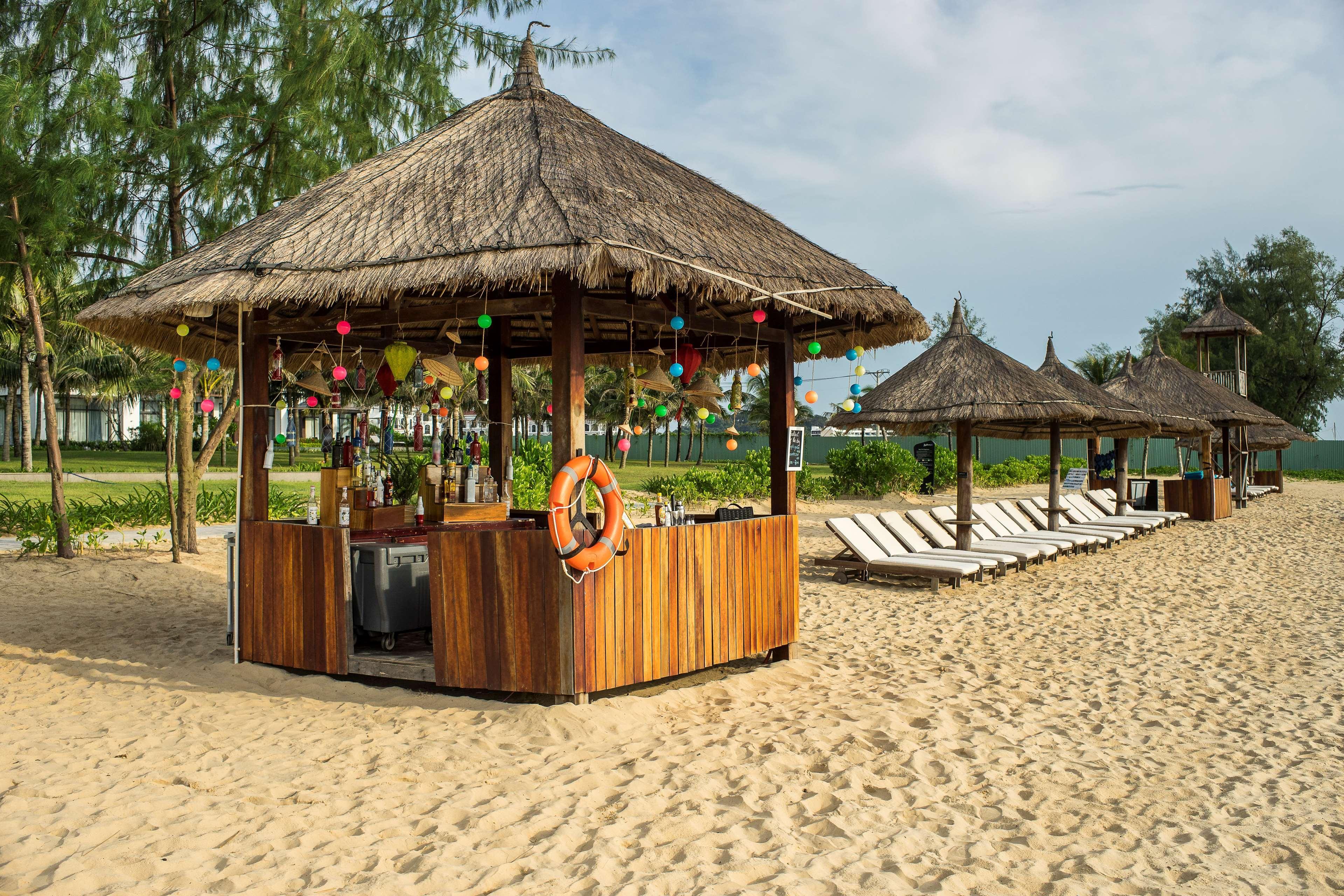 Radisson Blu Resort Phu Quoc Exterior photo A beach bar in Vietnam