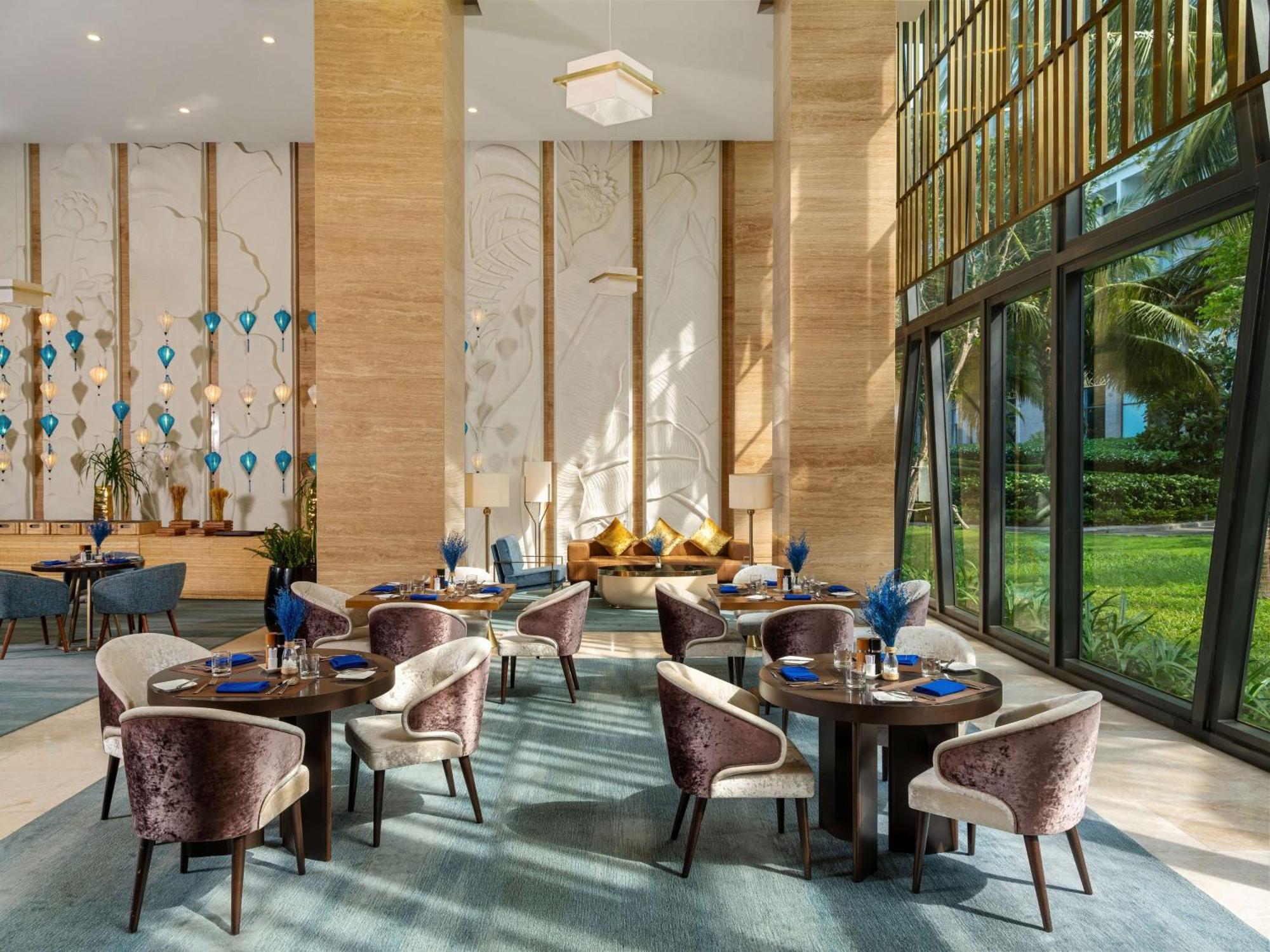 Radisson Blu Resort Phu Quoc Exterior photo The Lounge at the Westin